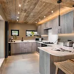 The Hideaway At Longtail - Ridgestone *