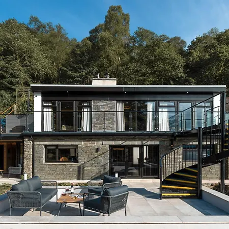 The Hideaway At Longtail Bowness-on-Windermere